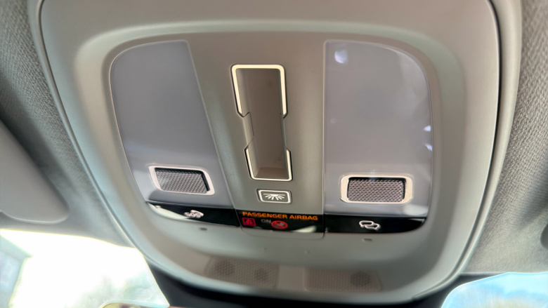 Volvo XC40 2.0 B3P Ultra Dark 5dr Auto Petrol Estate